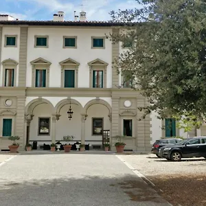 https://royal-florence.it-tuscanyhotel.com